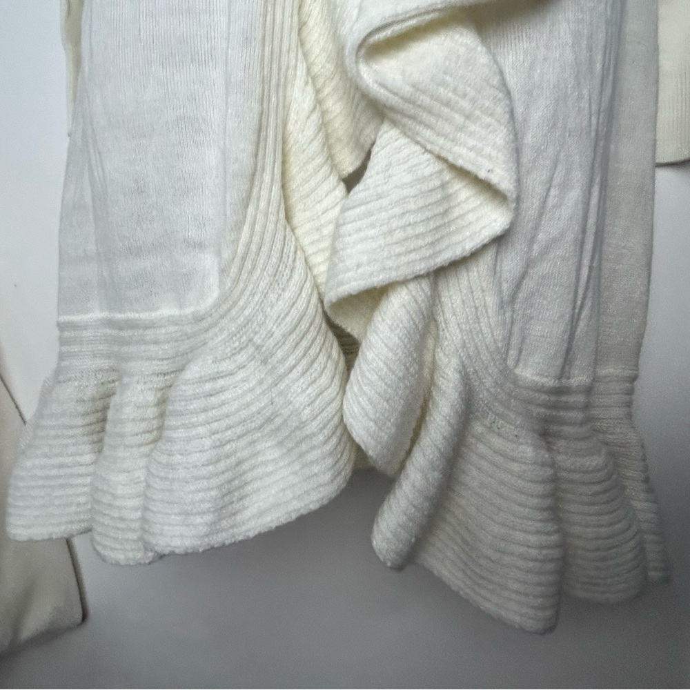 Allison Brittney White Ruffled Open Cardigan Sweater Medium - Picture 12 of 14
